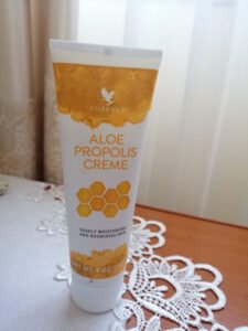 Blog 2 ALOE PROPOLIS CREME